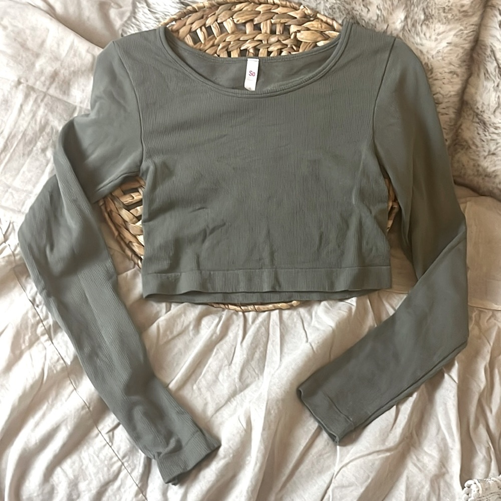 Ribbed Crop top, mild army green color, size small. Very soft